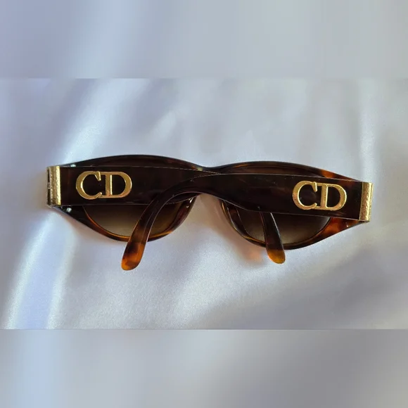 Christian Dior 2021A 11 Brown Tortoise Sunglasses - Picture 3 of 12